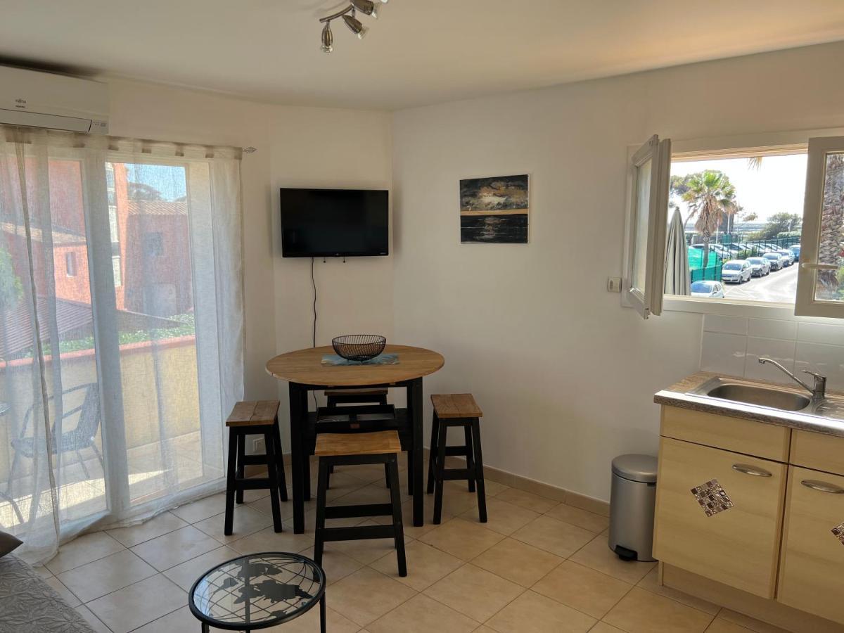 Plein Sud, Bel Appartement 20 Metres De La Plage La Capte Hyères Екстериор снимка