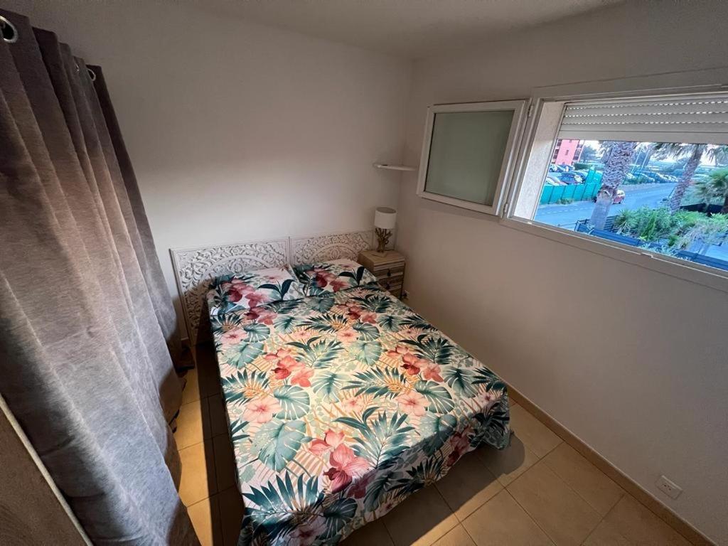 Plein Sud, Bel Appartement 20 Metres De La Plage La Capte Hyères Екстериор снимка