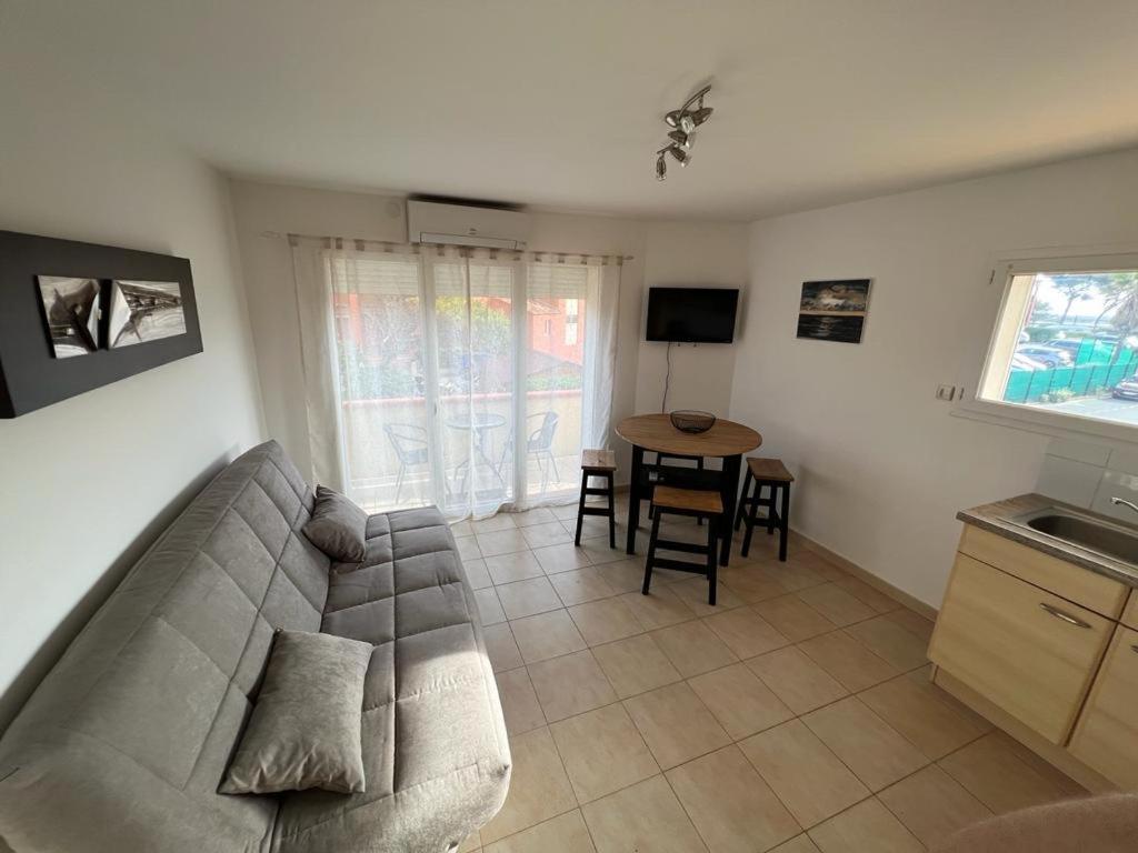Plein Sud, Bel Appartement 20 Metres De La Plage La Capte Hyères Екстериор снимка